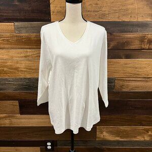 Women's LL Bean White V-Neck Three quarter-sleeve Cotton shirt, Size 1X